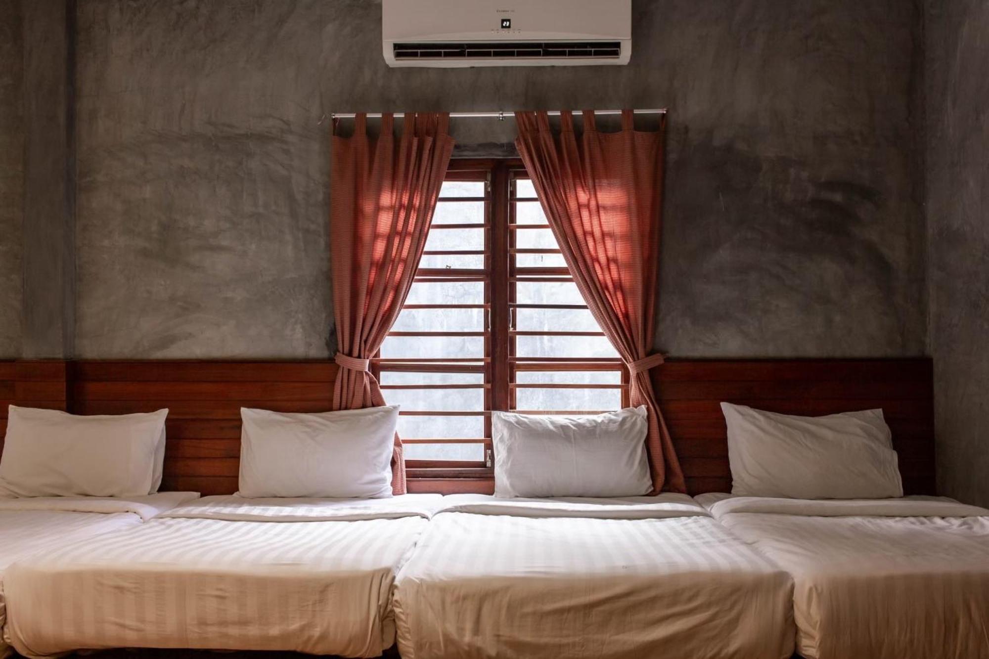 Namsai Resort Kanchanaburi Habitación foto